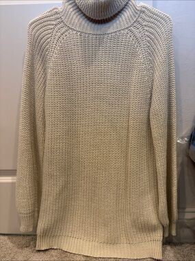 American Eagle Women’s Cream Turtleneck Chunky Knit Sweater